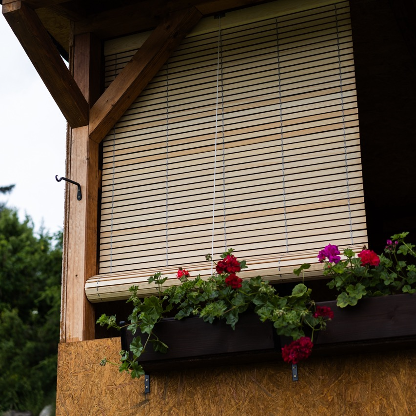Holzrollo für Pergola - Natur